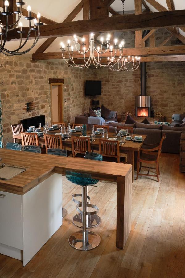 Woodpecker Loft At Millfields Farm Cottages Ашборн Экстерьер фото