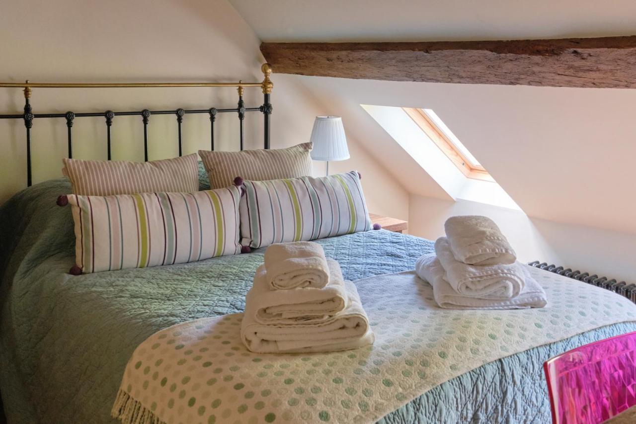 Woodpecker Loft At Millfields Farm Cottages Ашборн Экстерьер фото